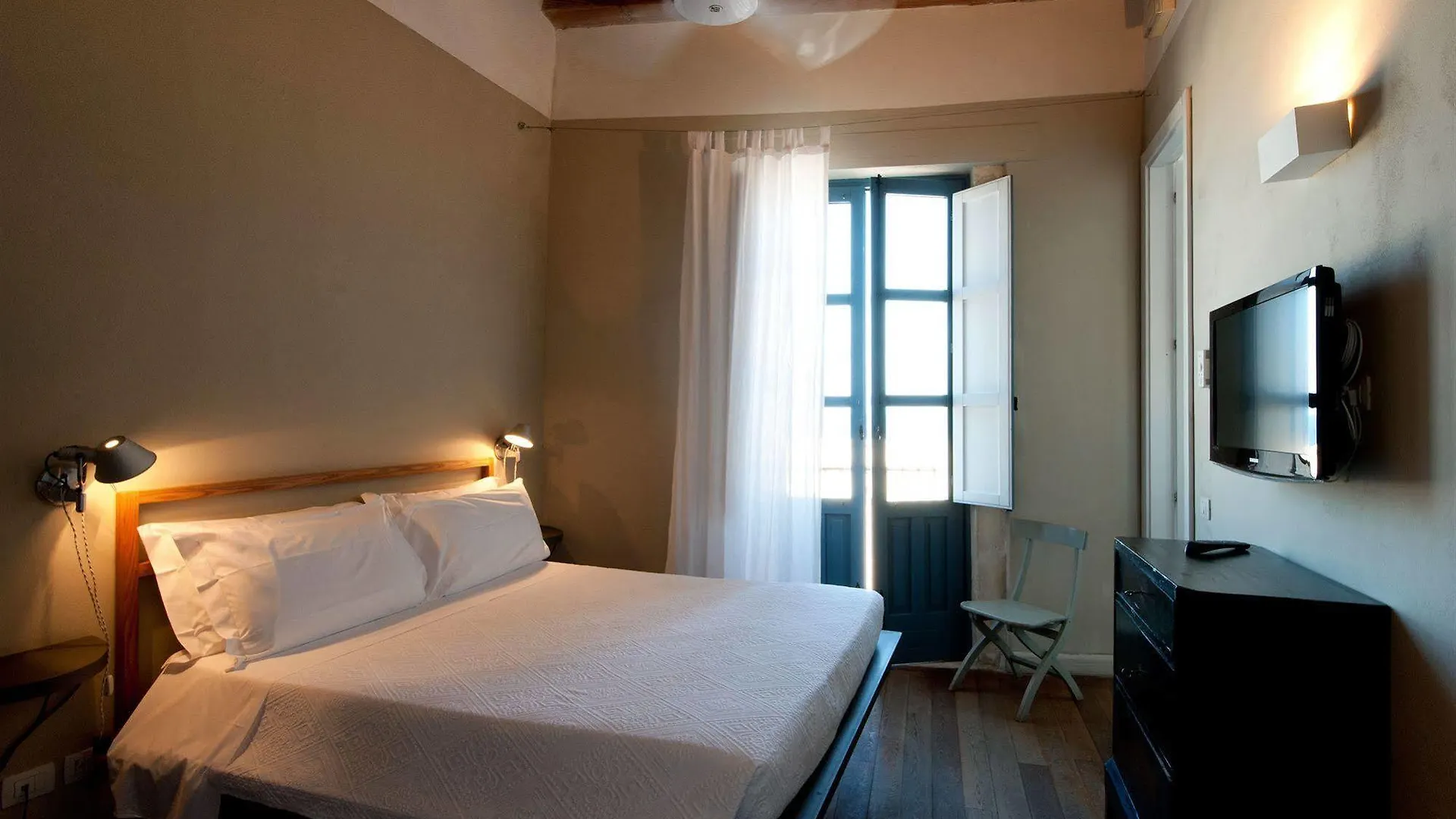 Hotel Gutkowski Syracuse 3*,  Italy